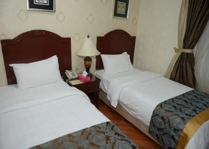 Plaza Athenee Hotel Kuwait