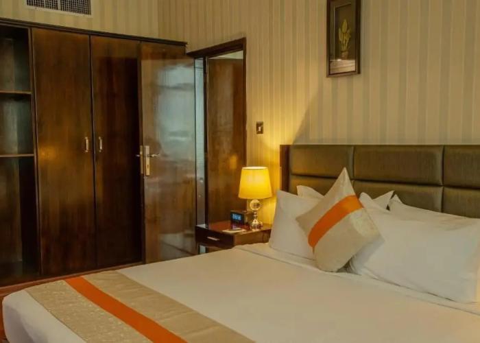 City Tower Hotel