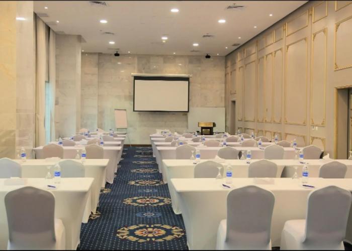 Grand Majestic Hotel