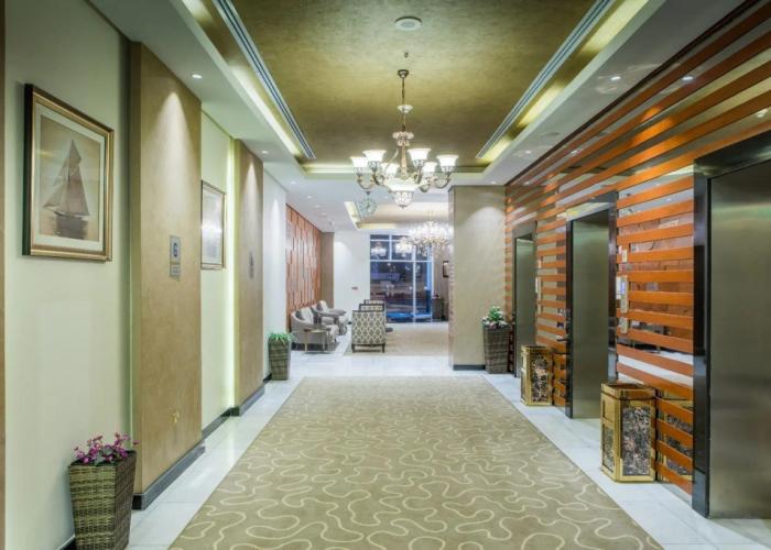 Grand Majestic Hotel