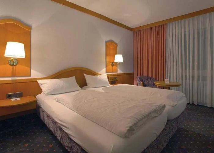 Hotel-Restaurant Esbach Hof