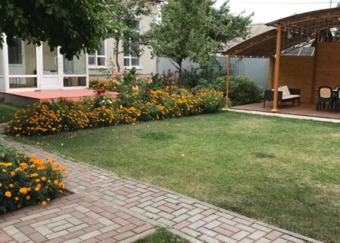 Na Kyizyil-Armeiskoy 17A Private House