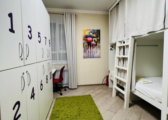 FOX Hostel
