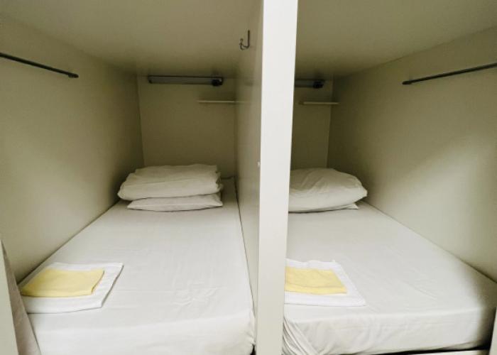 FOX Hostel