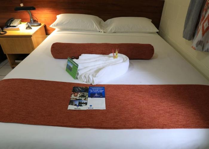 Huon Gulf Hotel & Apartments