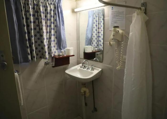 Huon Gulf Hotel & Apartments