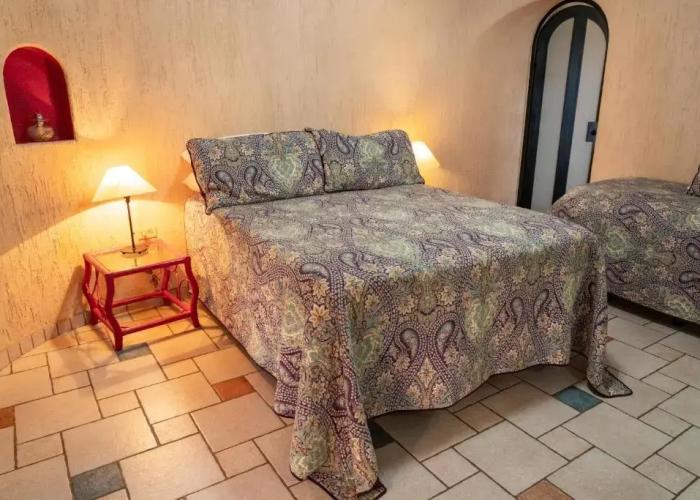 Casa Kootenay Waterfront BnB