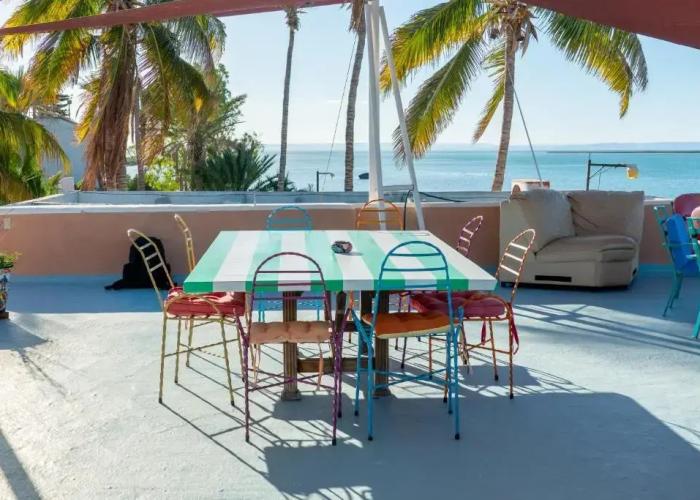 Casa Kootenay Waterfront BnB