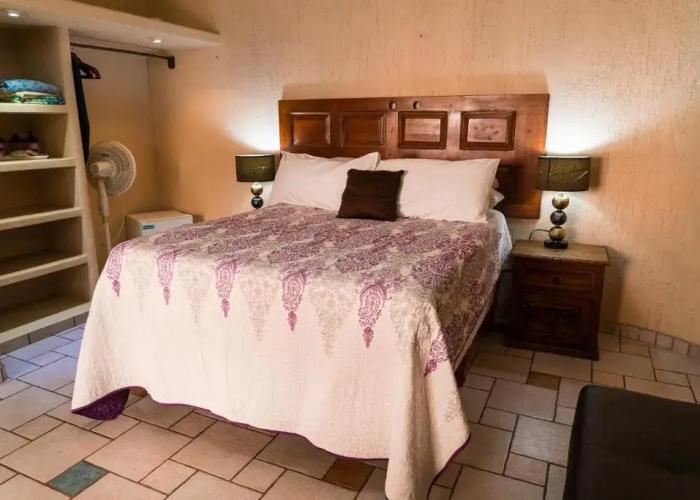 Casa Kootenay Waterfront BnB