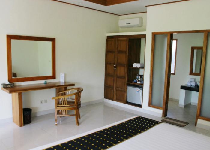 Puri Sari Beach Hotel