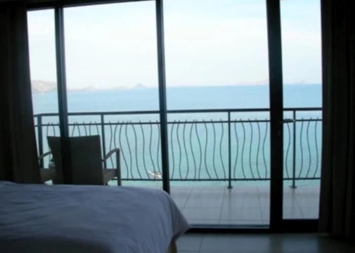 LAPRIMA Hotel Flores