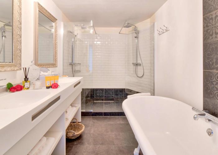 Belfry Spa by Ligne St Barth