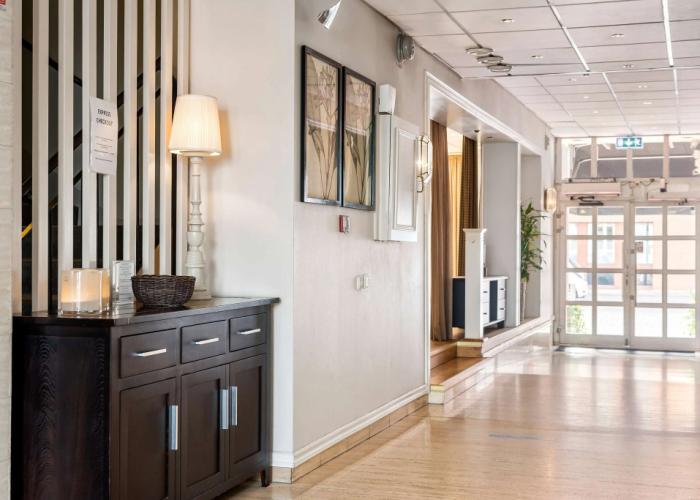 Best Western Plus Edward Hotel