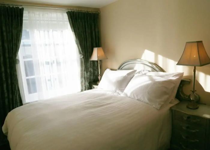 Number 8 The Townhouse