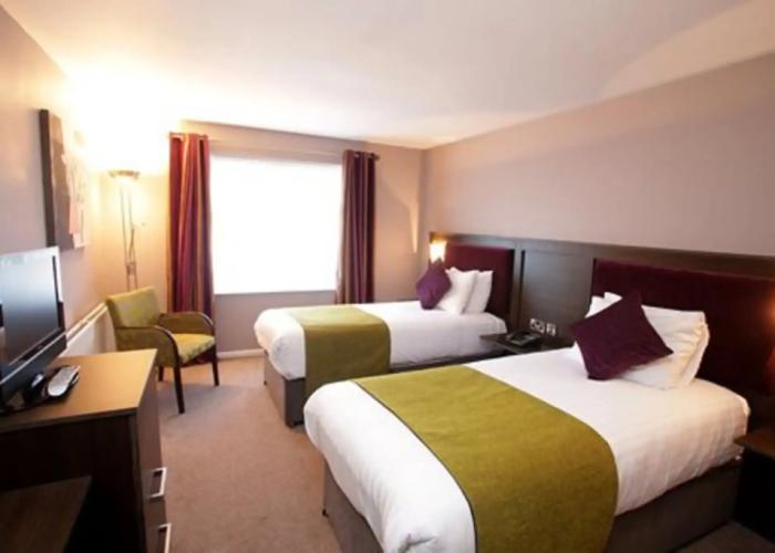 Waterfoot Hotel