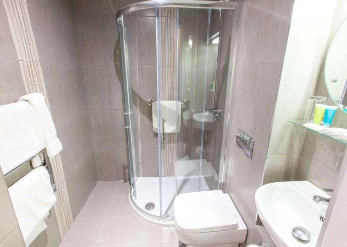 Best Western Plus White Horse Hotel