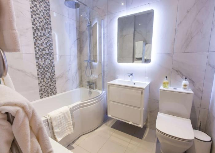 Best Western Plus White Horse Hotel