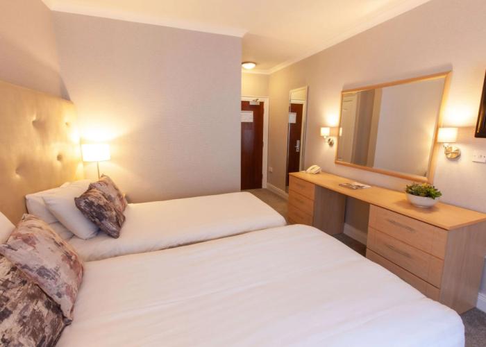 Best Western Plus White Horse Hotel