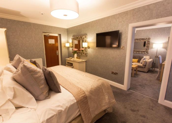 Best Western Plus White Horse Hotel
