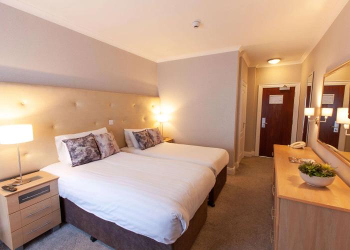 Best Western Plus White Horse Hotel