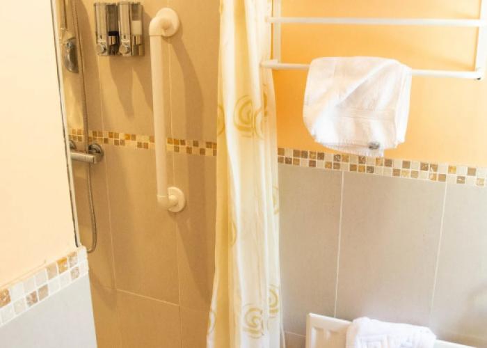 Groarty House & Manor B&B