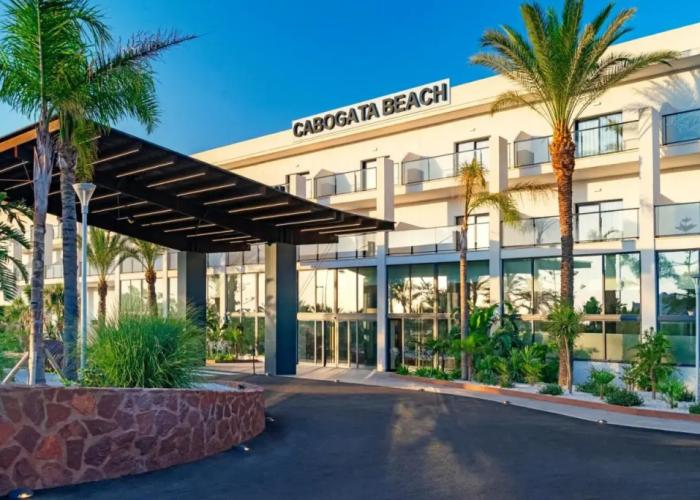 Cabogata Beach Hotel