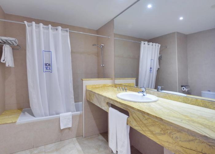 Cabogata Beach Hotel
