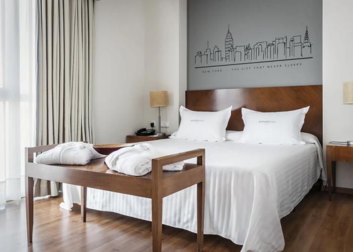 Avenida Hotel Almería