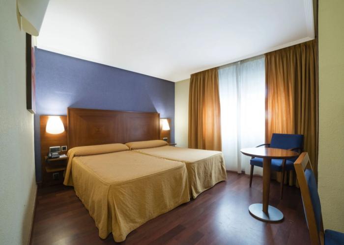 Torreluz Centro Hotel