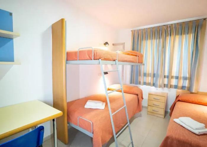 Albergue Inturjoven Almería - Hostel