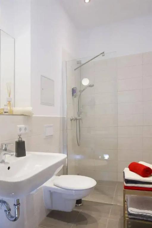 фото Leon Apartment