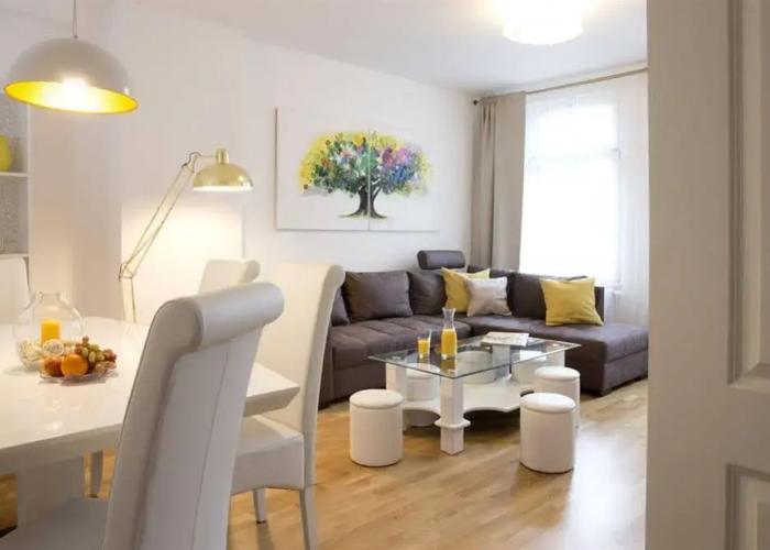 Leon Apartment