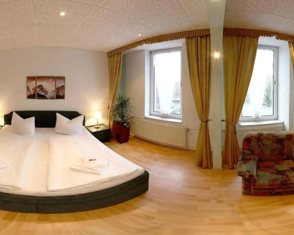 фото Hotel Adler