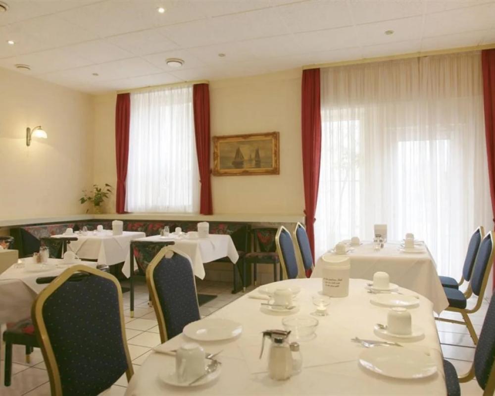 фото Hotel Adler