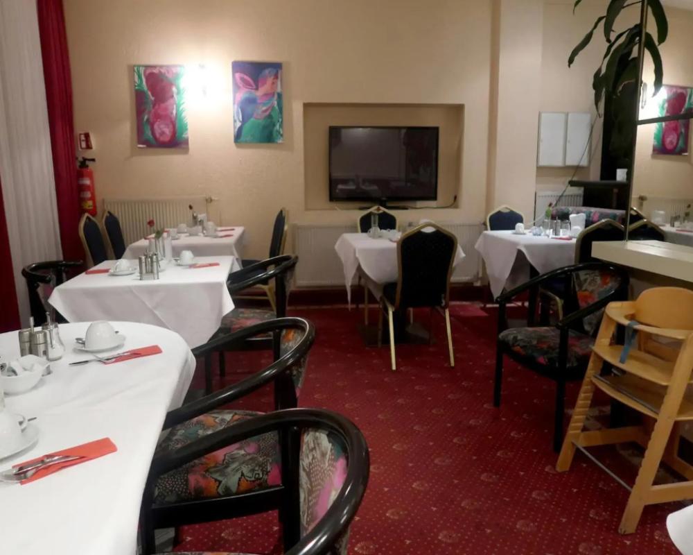 фото Hotel Adler