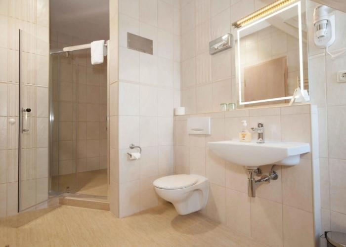 Hotel 3 Linden