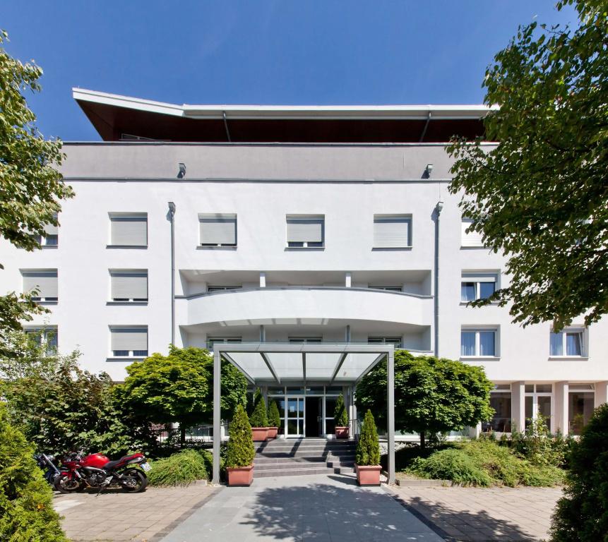 фото Hotel Aviva