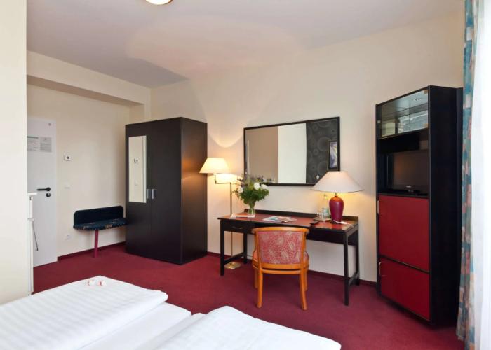 Hotel Aviva