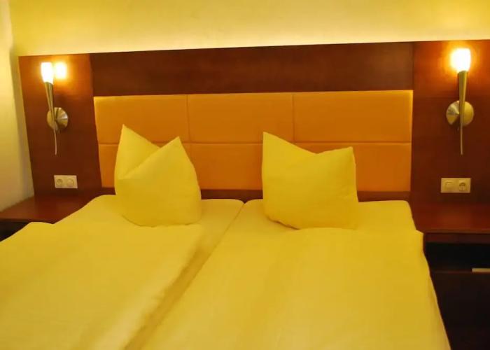Hotel Arena City