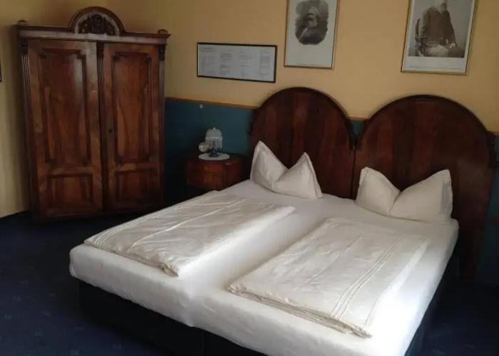 Hotel am Bayrischen Platz