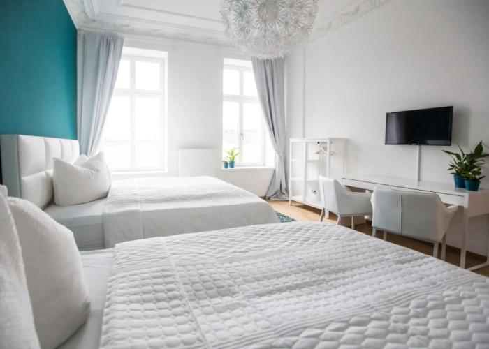Luga Homes - Stadthaus Hotel