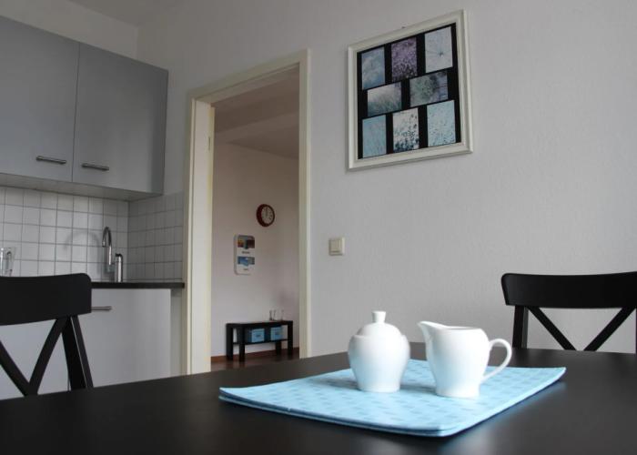 Leon Apartments