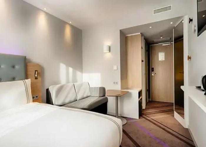 Premier Inn Leipzig City Hahnekamm Hotel 