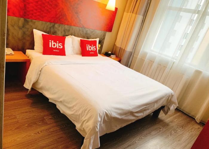 Ibis Lanzhou Zhangye Road Xiguang Metro Stat