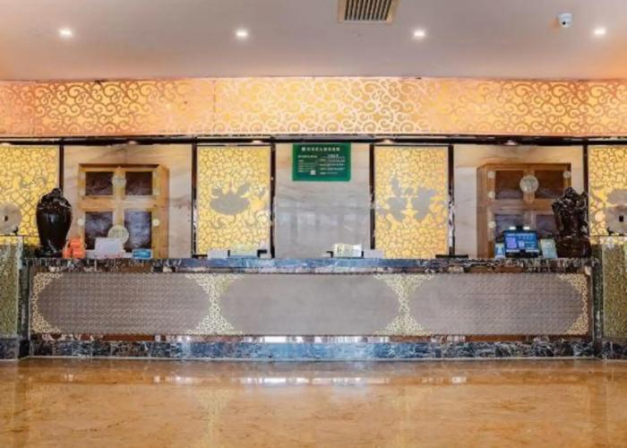 Baiyun Hotel (East Building)