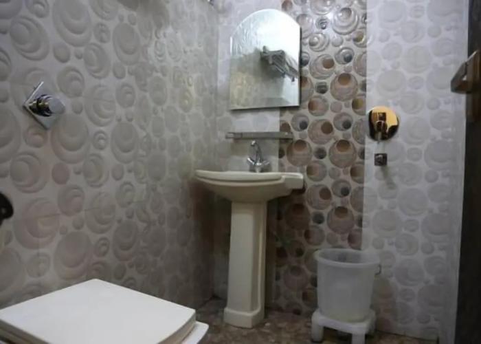 Hotel New SS Residency