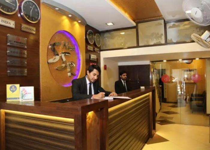 Hotel New SS Residency