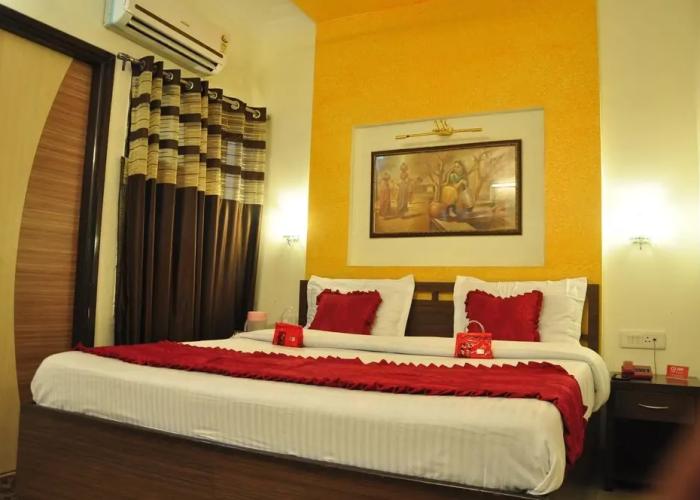 Hotel New SS Residency