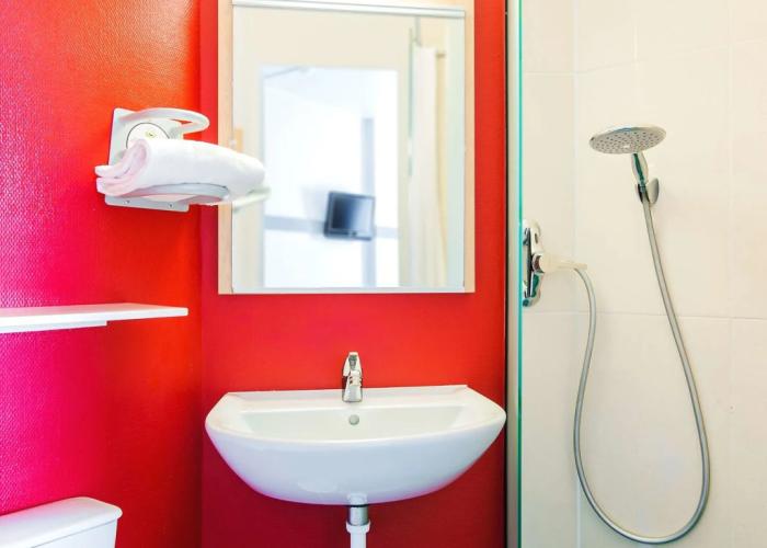 B&B Hotel Limoges 1