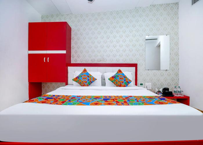 FabHotel Golden Temple Paradise 50 meters from golden temple